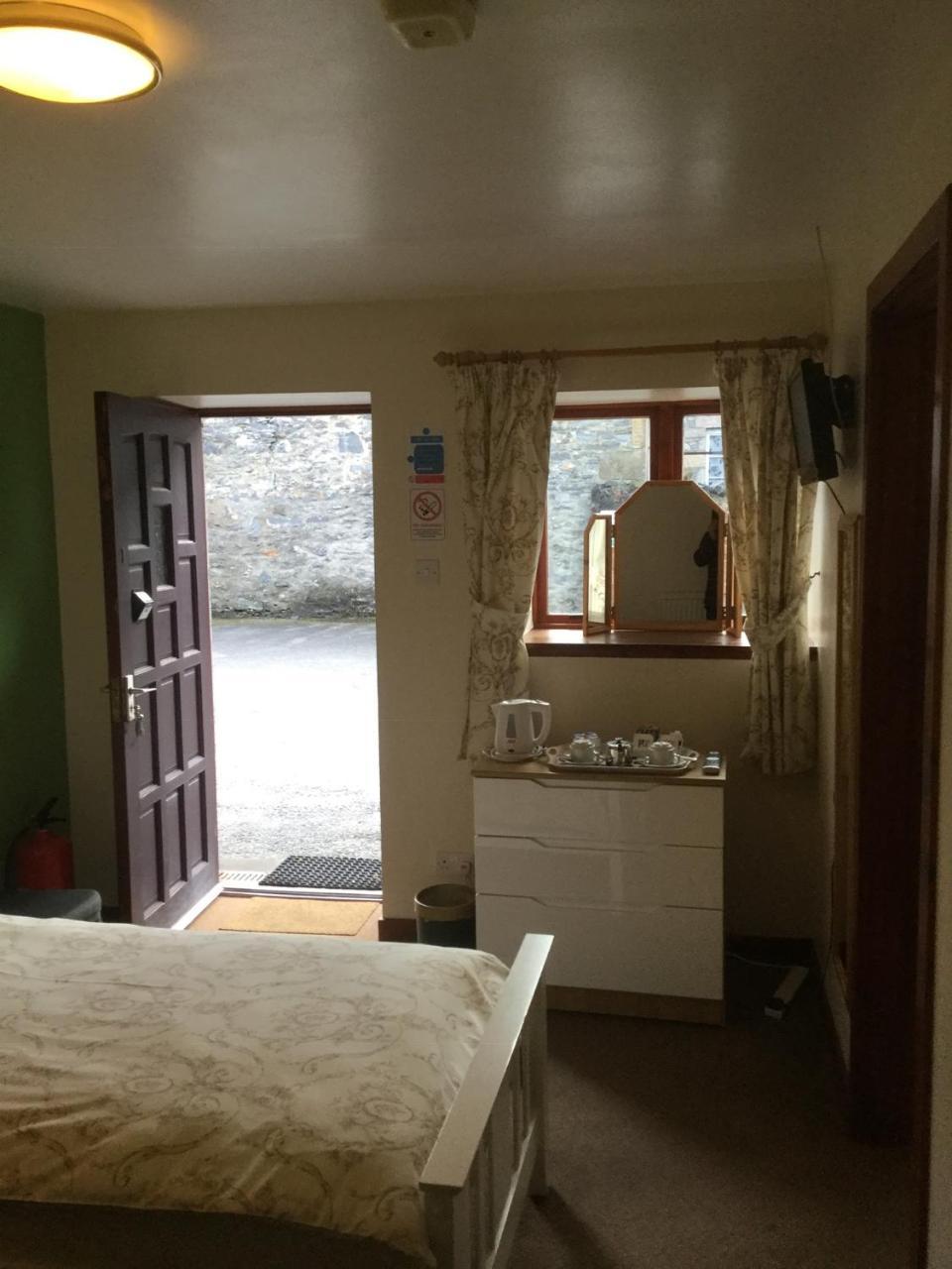 Fife Arms Guest House 더프타운 외부 사진